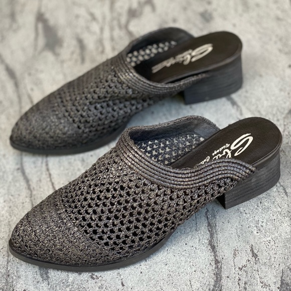 Woven Pointed Toe Slip On Heeled Mule Bootie - Picture 2 of 7